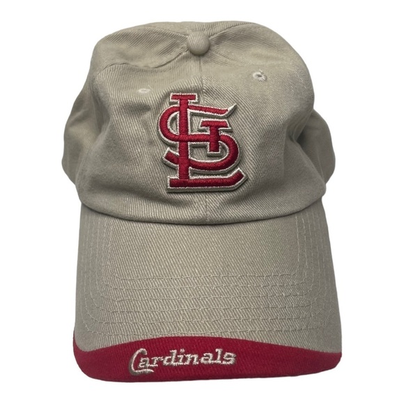 St. Louis Cardinals Season Ticket Holders Fitted Hat - Picture 1 of 6